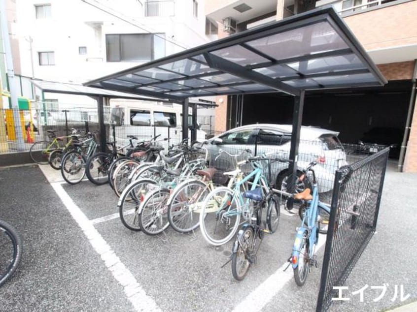 駐輪場 セイスピノス