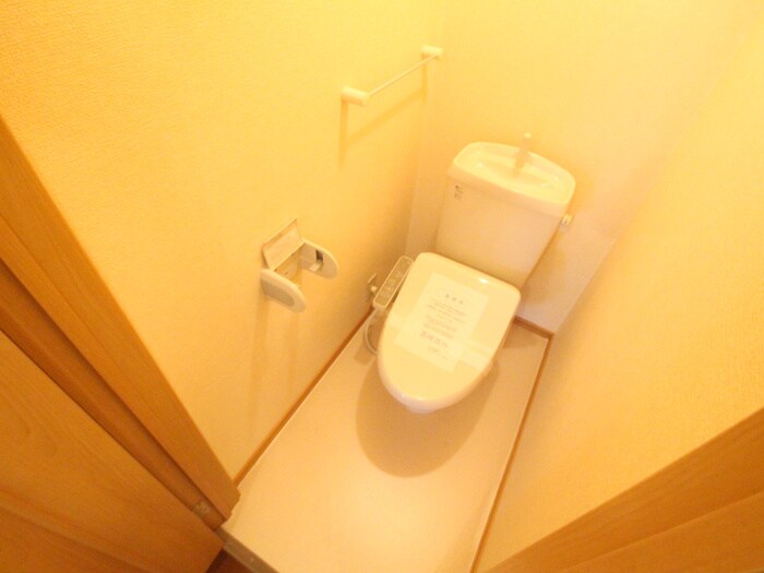 トイレ ジュネス感田Ｂ