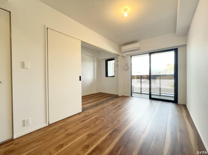 居室 ｱﾄﾘｵﾌﾗｯﾂ井尻