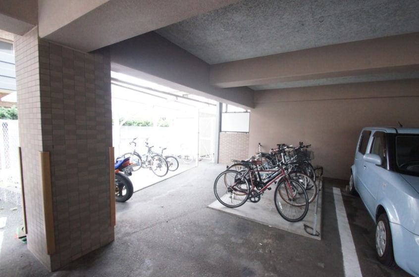 駐輪場 ルモールＴＪ