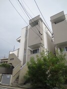 ｺﾝﾌｫｰﾄﾍﾞﾈﾌｨｽｼﾞｵ学研都市東１の外観