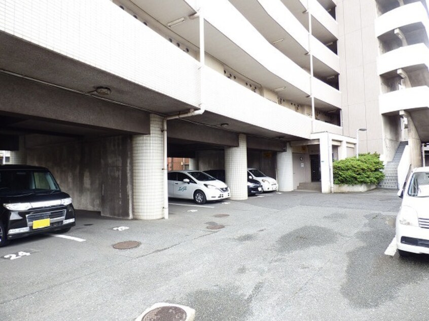 駐車場 サンシティ日明