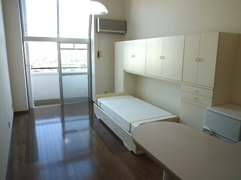 居室 サンシティ日明