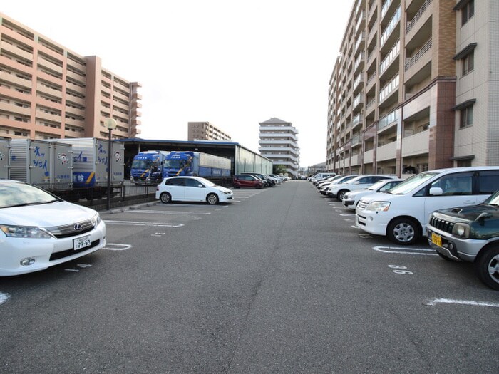 駐車場 スカイシャトレ柚須