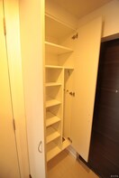 靴箱 エンクレスト千早（1301）