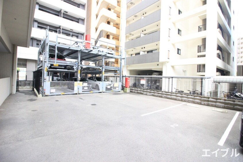 駐車場 ｴﾝｸﾚｽﾄﾍﾞｲ天神東Ⅲ（1008）