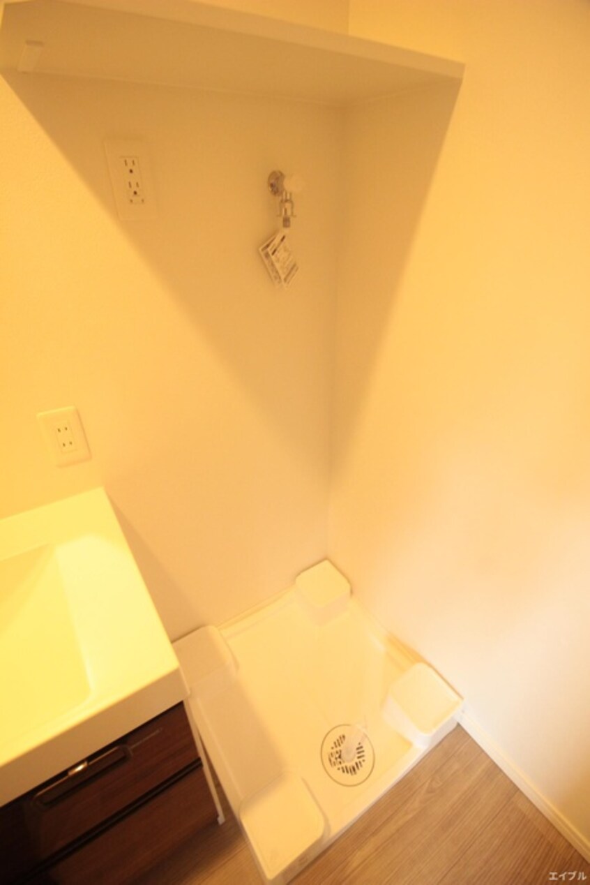 洗濯機置場 エンクレスト千早（1204）