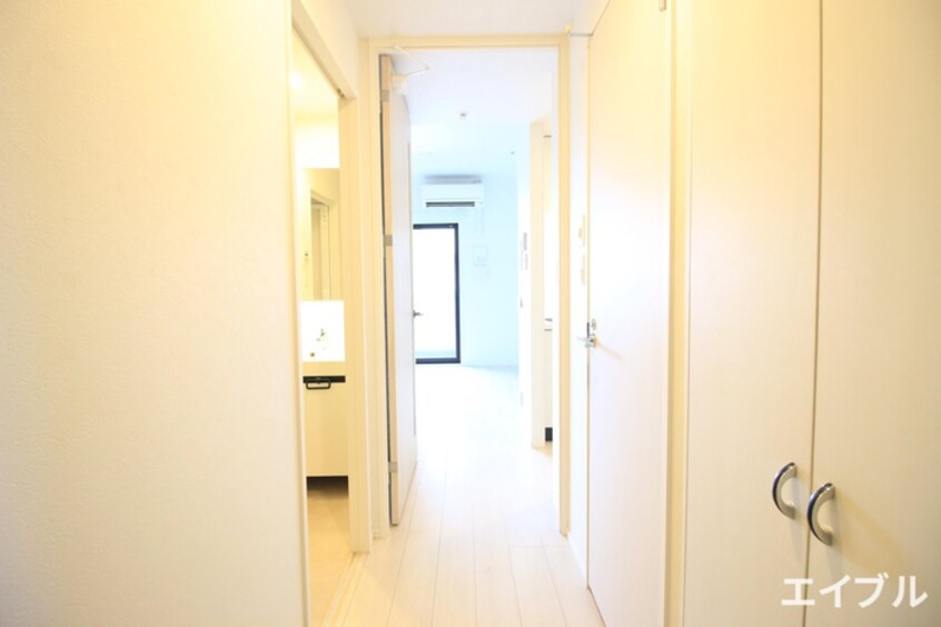 廊下 ｴﾝｸﾚｽﾄﾍﾞｲ天神東Ⅲ（1105）