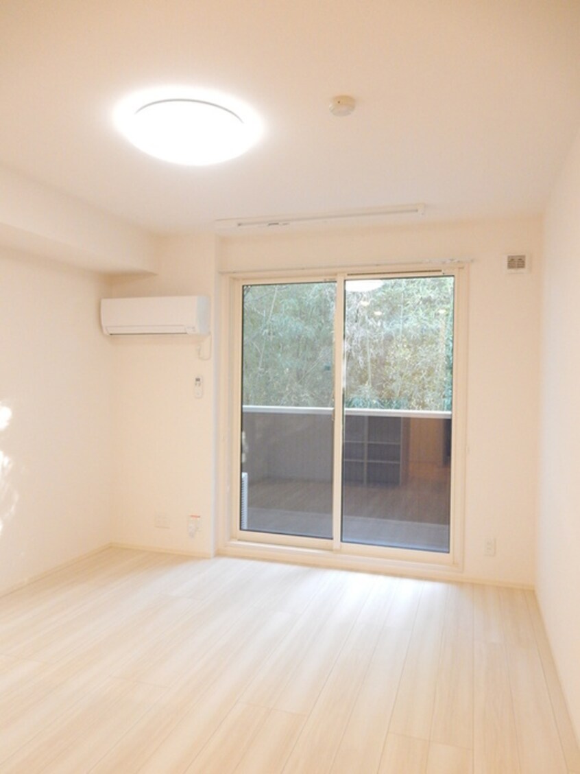 内観写真 イオメール折尾B棟