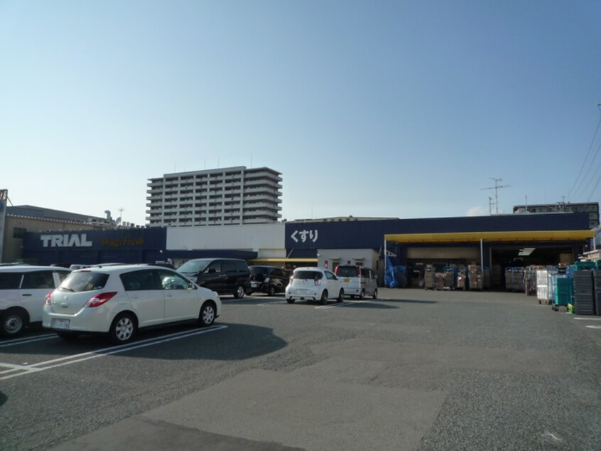 トライアル　粕屋店(スーパー)まで1600m ラウレア　Ｋ