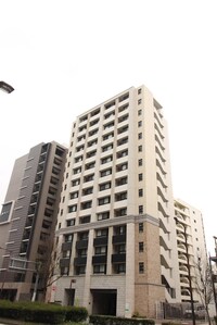 ｴﾝｸﾚｽﾄﾍﾞｲ天神東Ⅲ（1204）