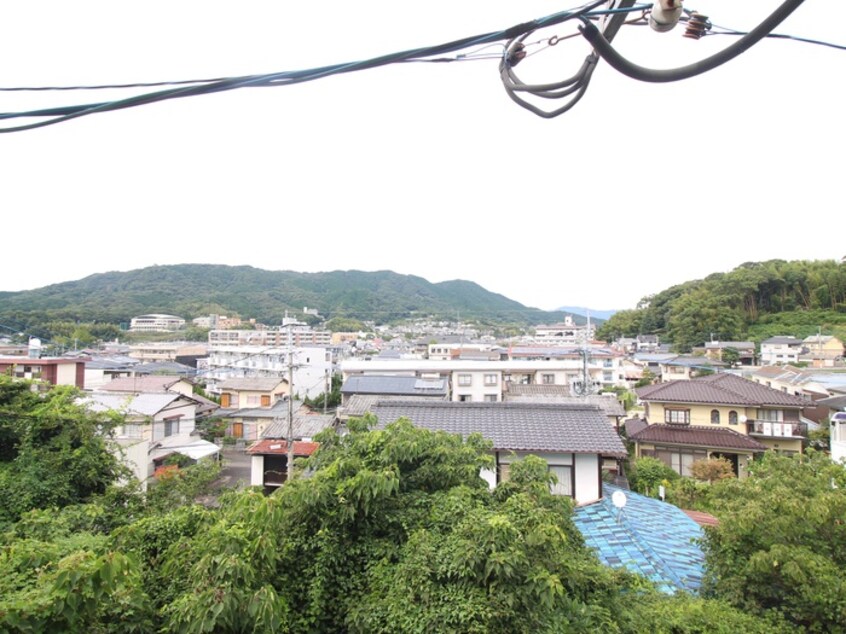 室内からの展望 石坂コーポ