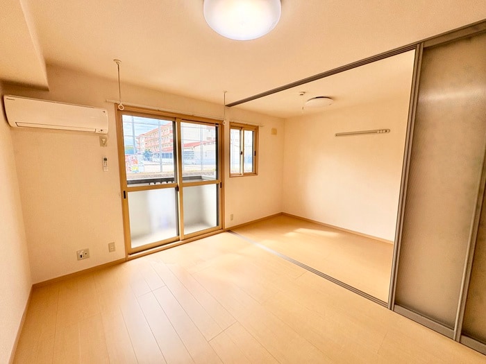 居室 スクールサイド若藤