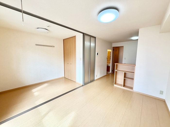 居室 スクールサイド若藤