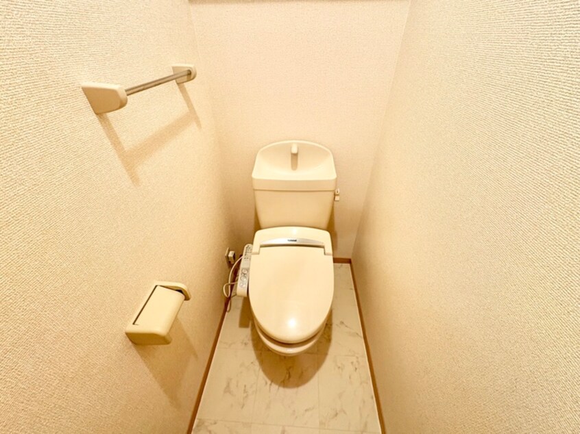 トイレ スクールサイド若藤