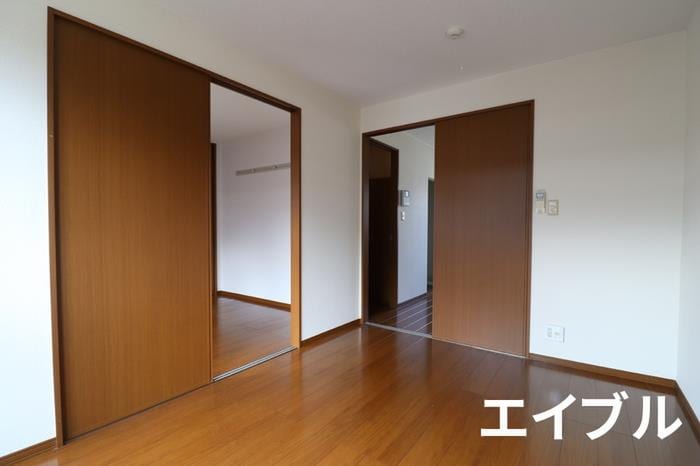 居室 イクスピアリ ベ マーイ