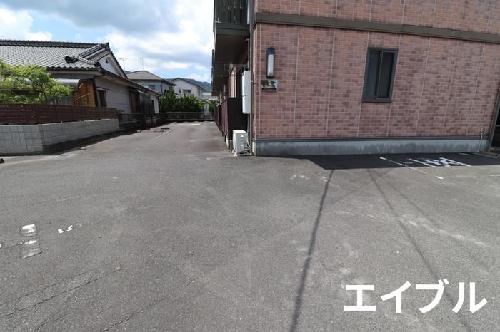 駐車場 イクスピアリ ベ マーイ