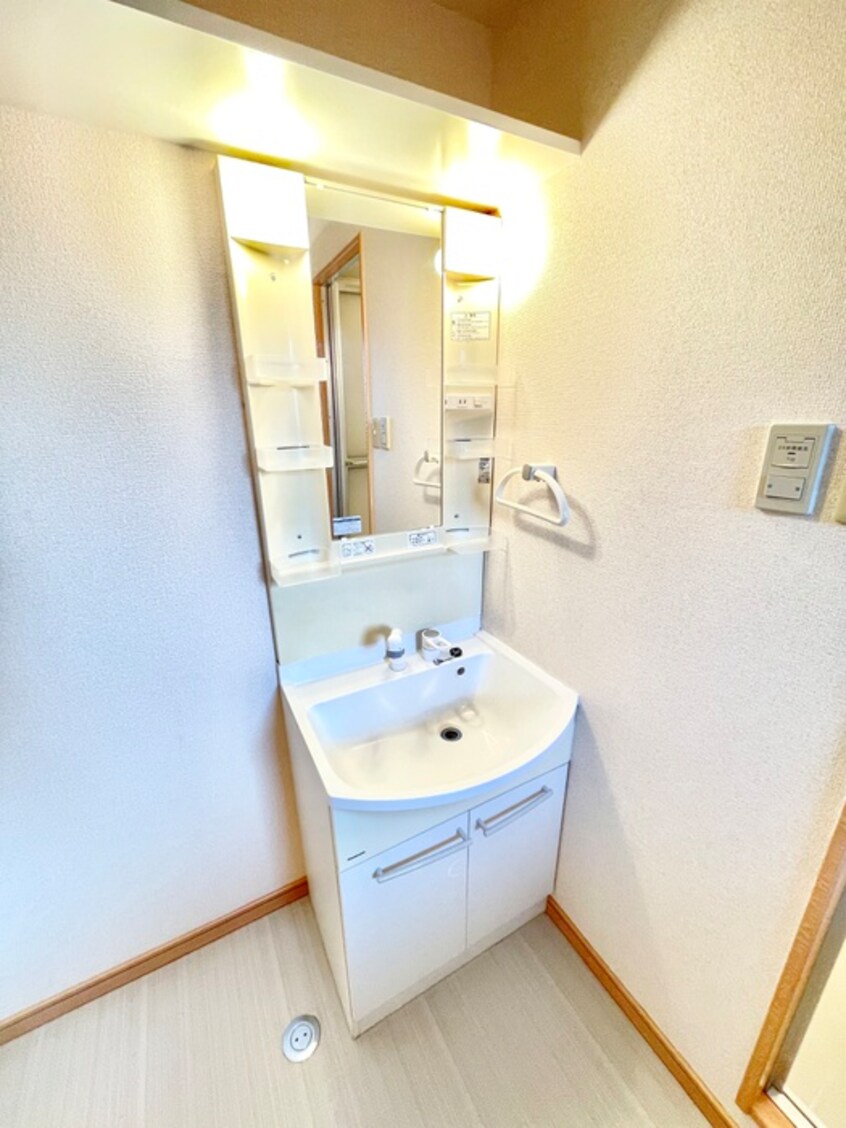 洗面 ＫＡＫＵ　ＢＬＤⅡ
