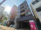 アルバース三萩野の外観