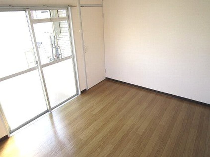 内観写真 ギャラン小芝