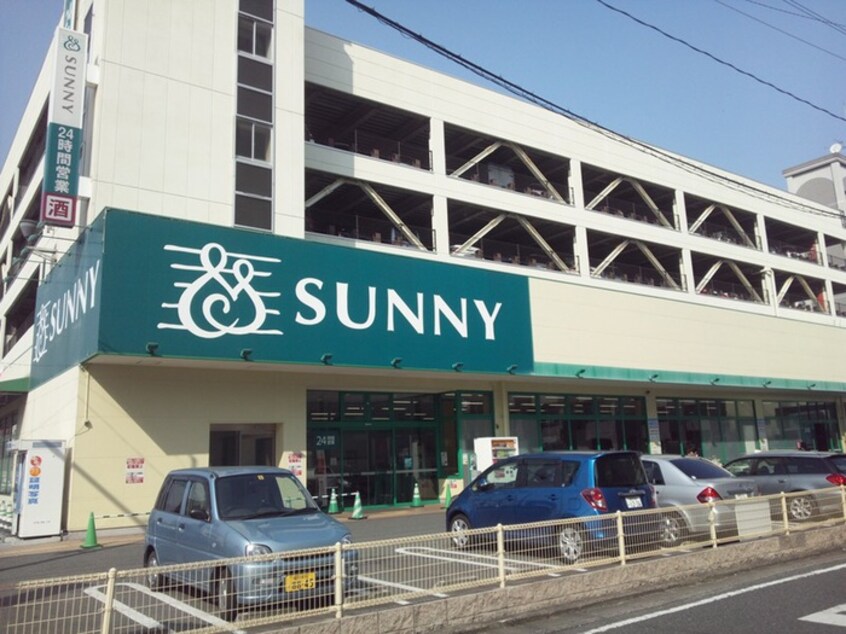 サニー 東比恵店(スーパー)まで800m グランメゾン上牟田