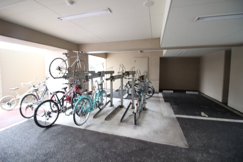 駐輪場 プライム香椎