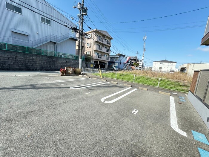 駐車場 カザミラ