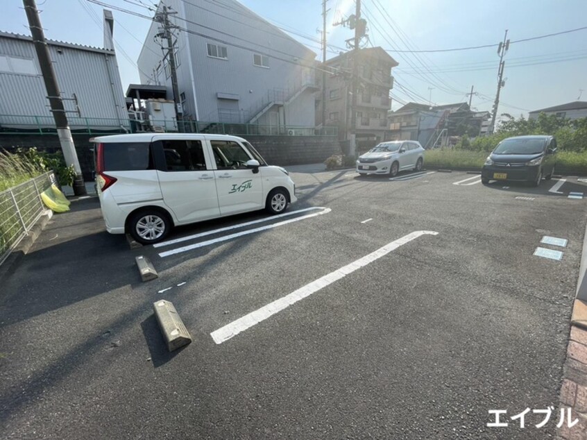 駐車場 カザミラ