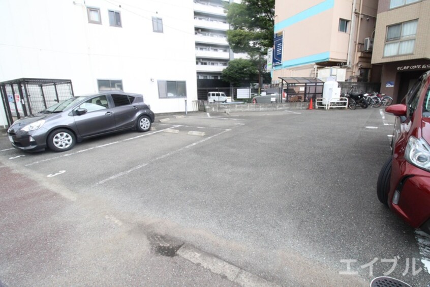 駐車場 フラップワン高宮