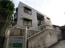 シャトル西新の外観