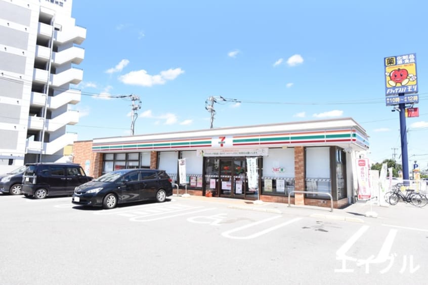 セブンイレブン(コンビニ)まで350m MAHORA　MAISON久留米大学駅前Ⅰ