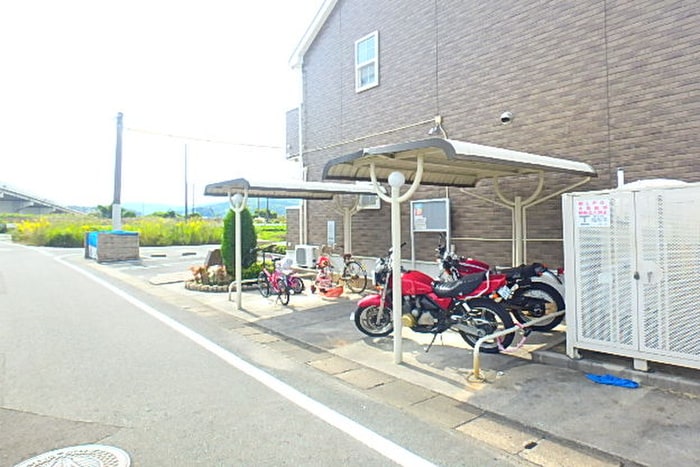 バイク置き場 サンパティーク Ｂ棟