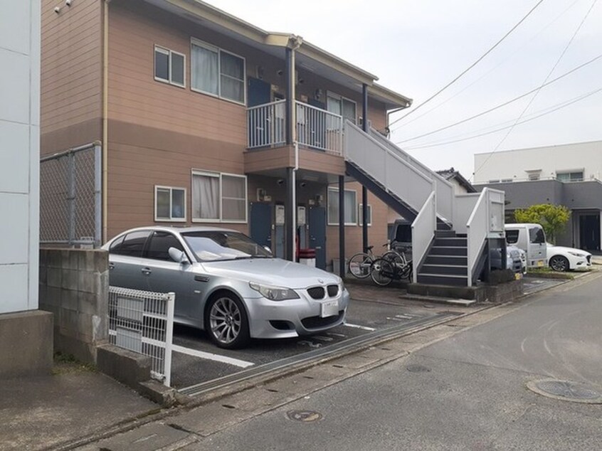 駐車場 シャトレーハイツ佐藤