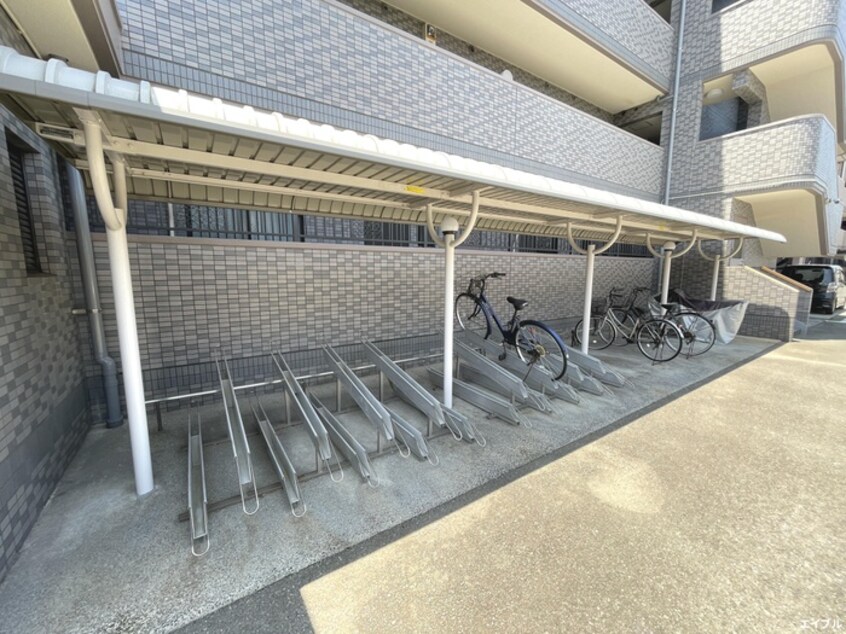 駐輪場 ｱﾈｯｸｽけやき通り