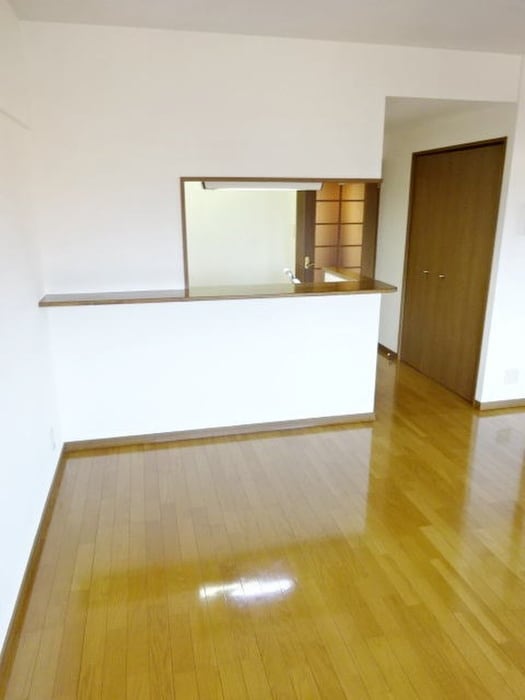 居室 モルティ三田村