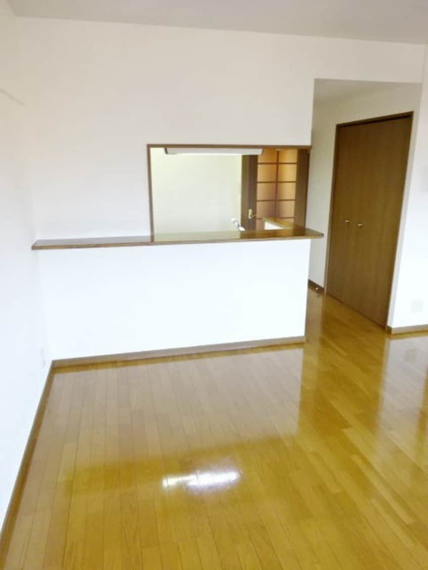 居室 モルティ三田村