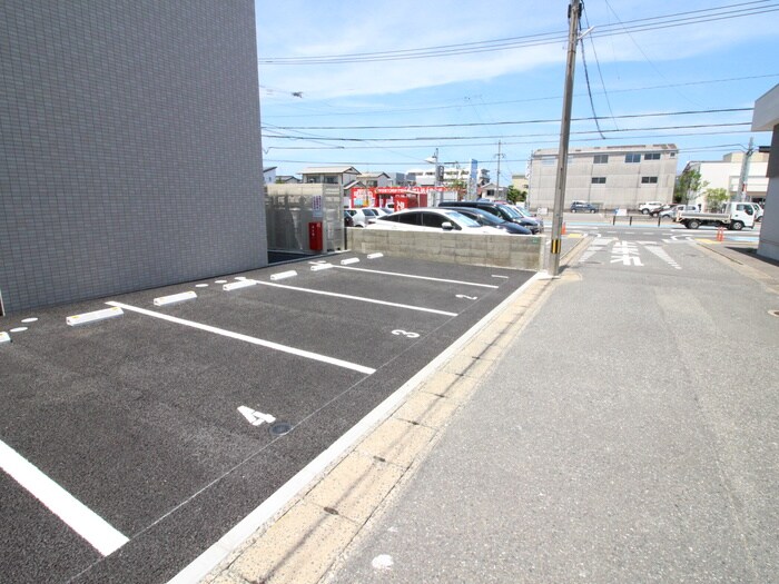 駐車場 ル・プレミー飯倉