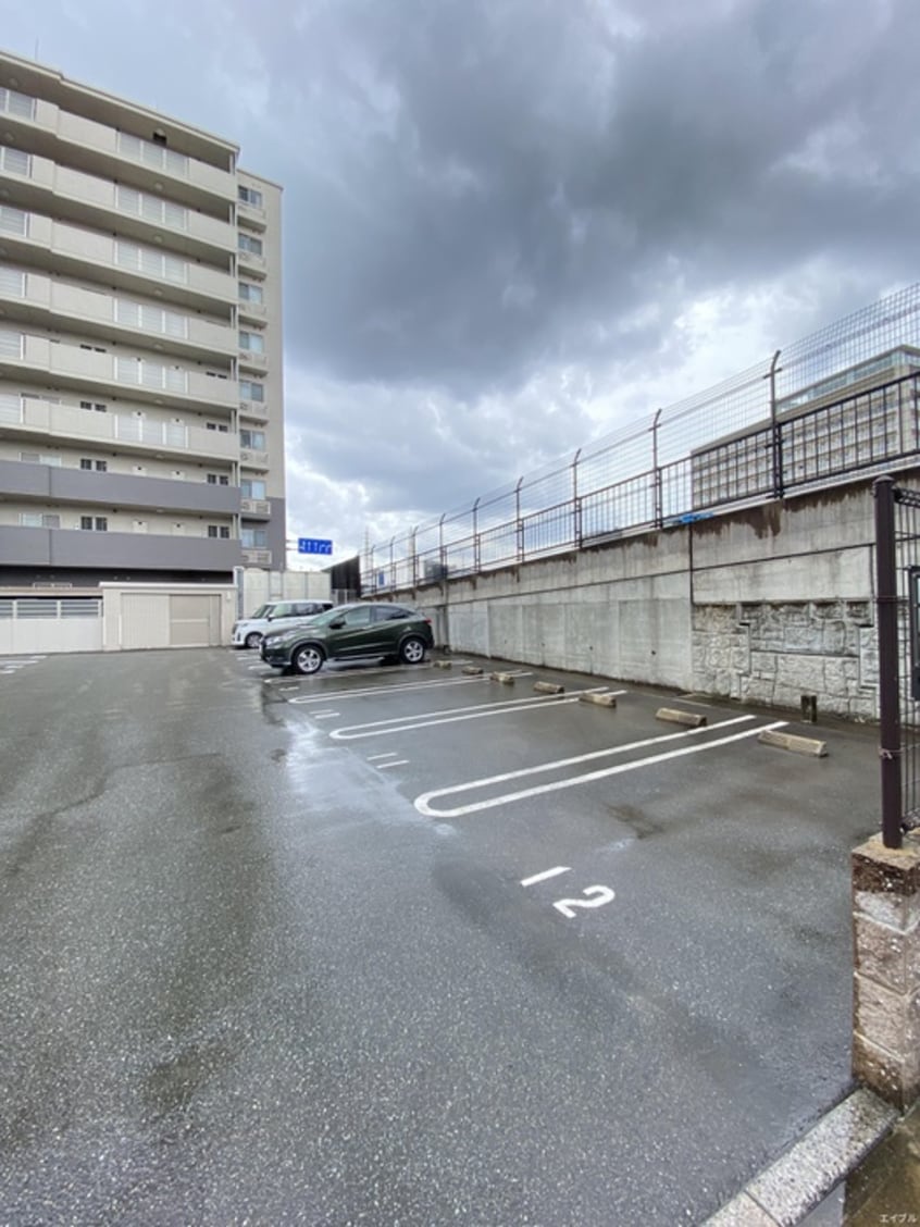 駐車場 グート千早