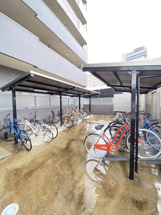 駐輪場 グート千早