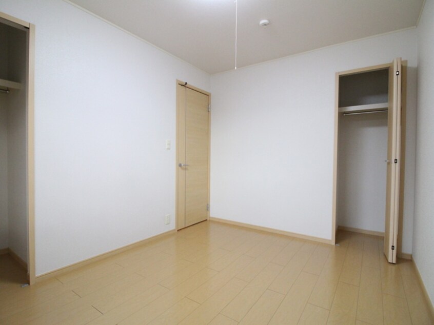 居室 ゼファーガーデン