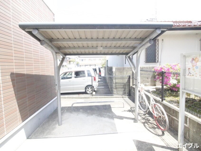 駐輪場 ゼファーガーデン