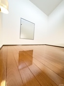 居室 パインコ－トＢ