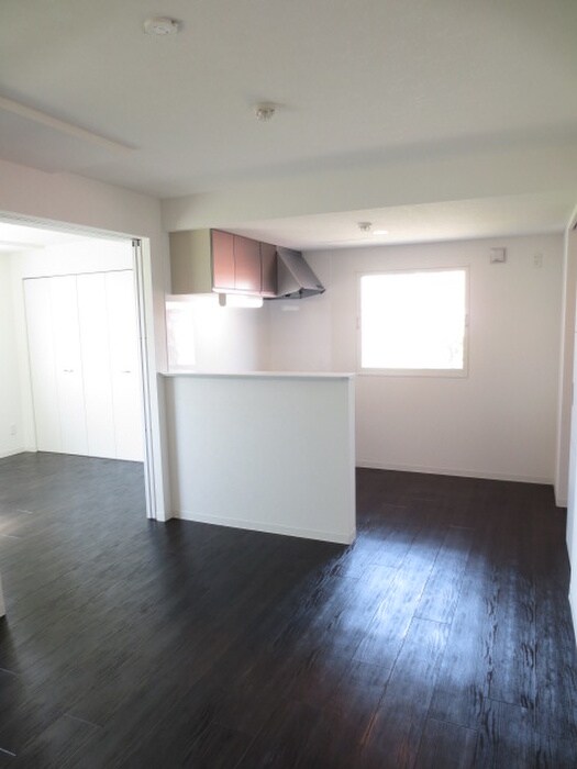 居室 ストークト東区役所前