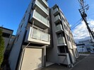 ラージヒル中の島の外観