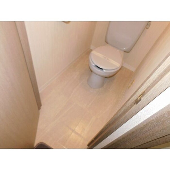 トイレ モアニュ－ストリ－ト