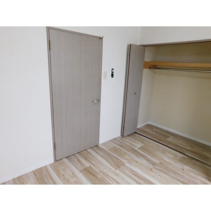 収納 モアニュ－ストリ－ト