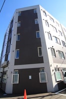 Raffine静修学園前の外観