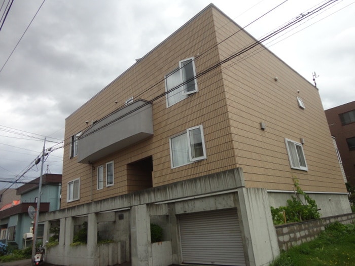 外観写真 ﾌｧｰｽﾄｺｰﾄ宮の沢