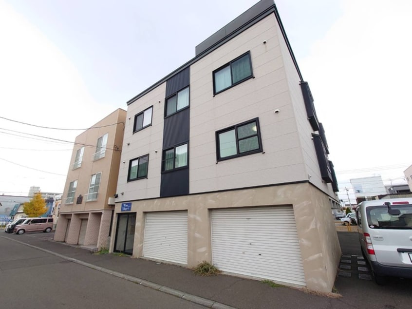 外観写真 ホワイトヴィレッジ４１