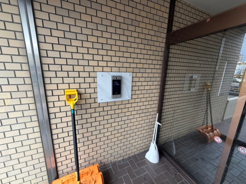 エントランス部分 栄町スクエアビル